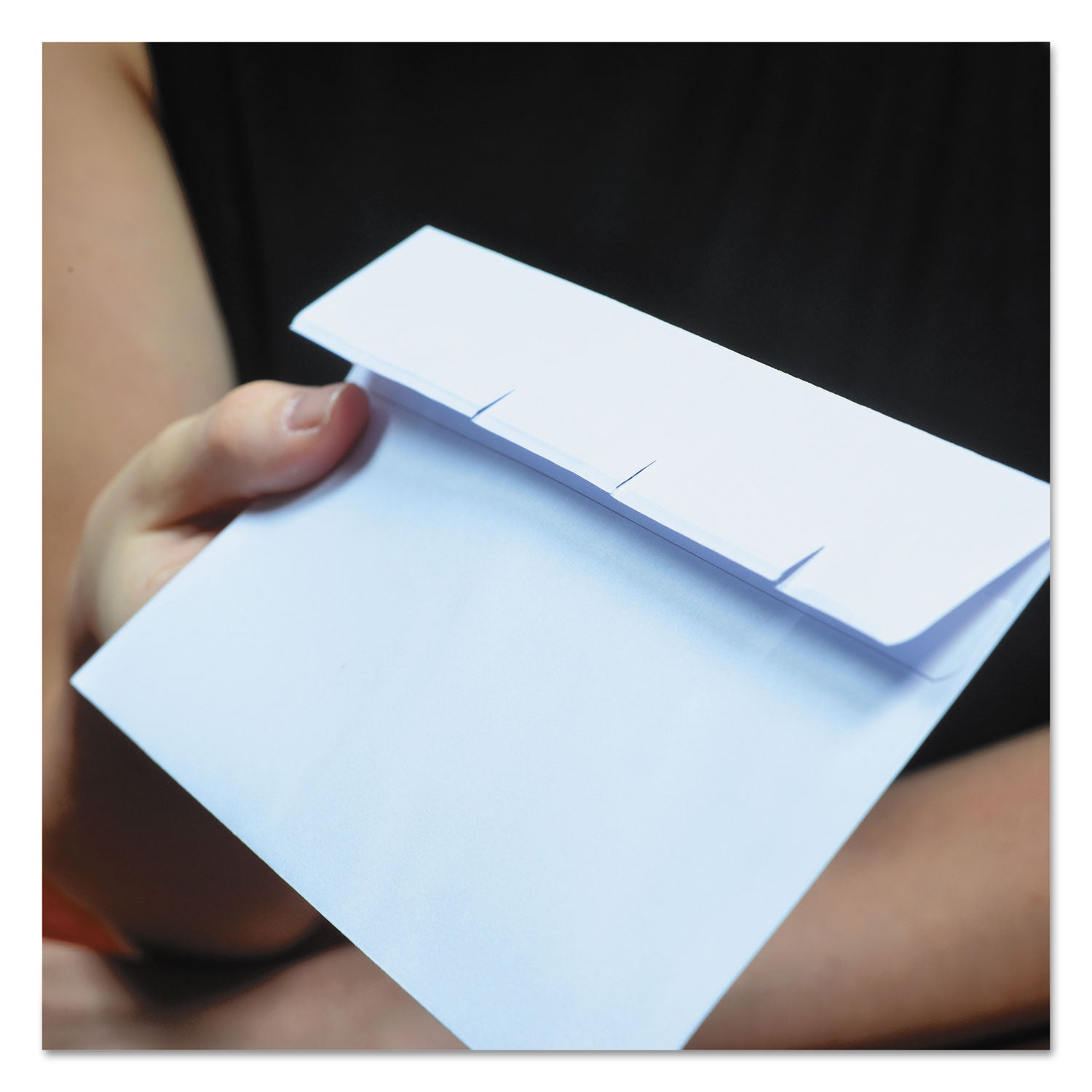 Reveal-N-Seal Envelope, #9, Commercial Flap, Self-Adhesive Closure, 3.88 x 8.88, White, 500/Box - 