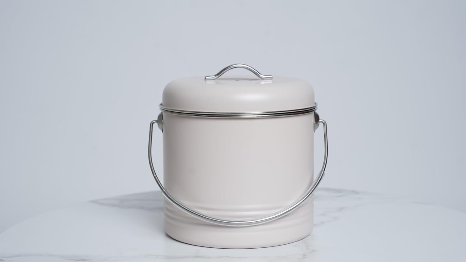 Beige Metal Compost Bucket with Lid - 4
