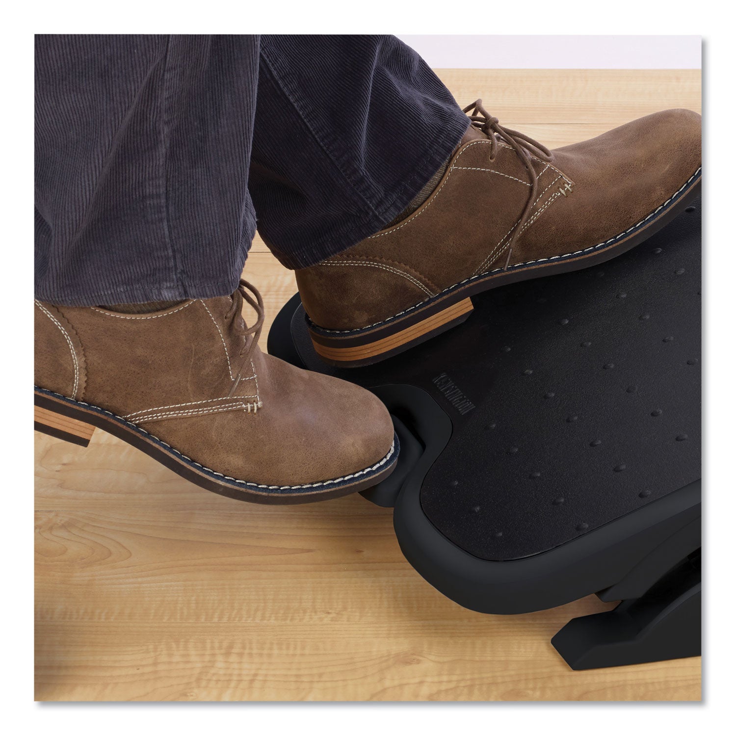 solemate-plus-adjustable-footrest-with-smartfit-system-219w-x-37d-x-142h-black_kmw52789 - 3