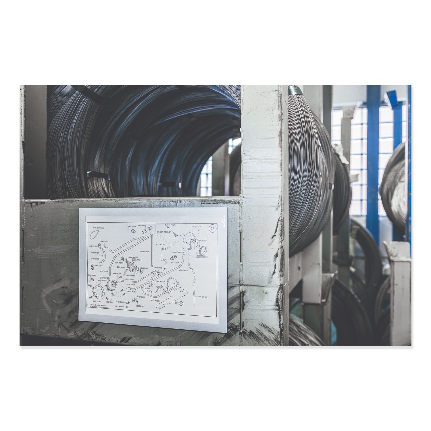 duraframe-magnetic-plus-sign-holder-85-x-11-silver-frame-2-pack_dbl400423 - 3