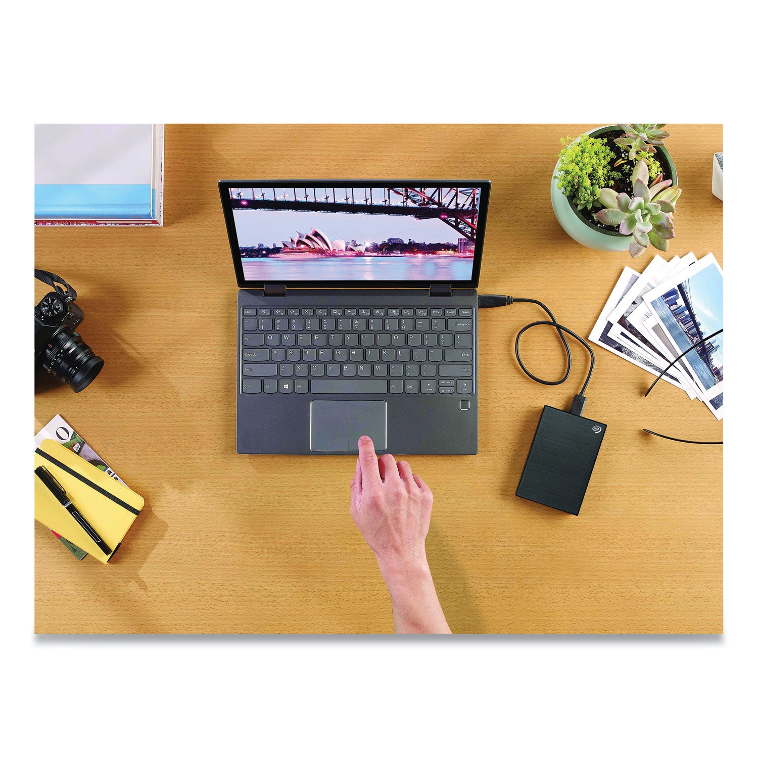 backup-plus-external-hard-drive-5-tb-usb-20-30-black_sgtstkc5000400 - 7