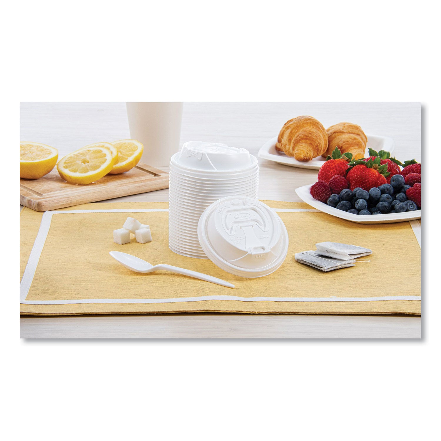 Optima Reclosable Lid, Fits 12 oz to 24 oz Foam Cups, White, 100/Pack