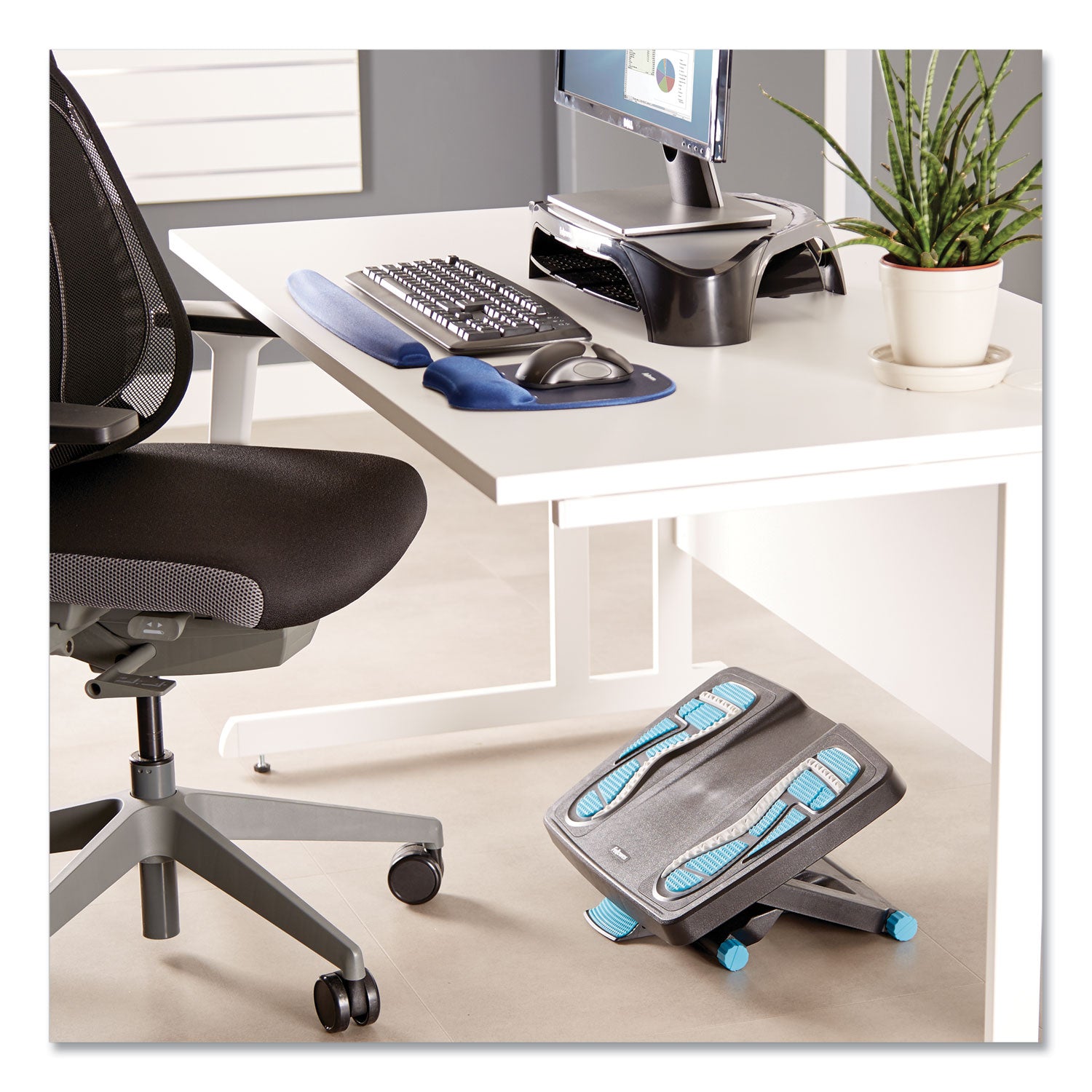 Energizer Foot Support, 17.88w x 13.25d x 4 to 6.5h, Charcoal/Blue/Gray - 