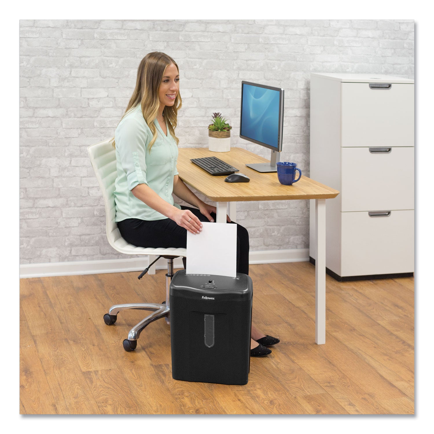 Powershred 11C Cross-Cut Shredder, 11 Manual Sheet Capacity - 