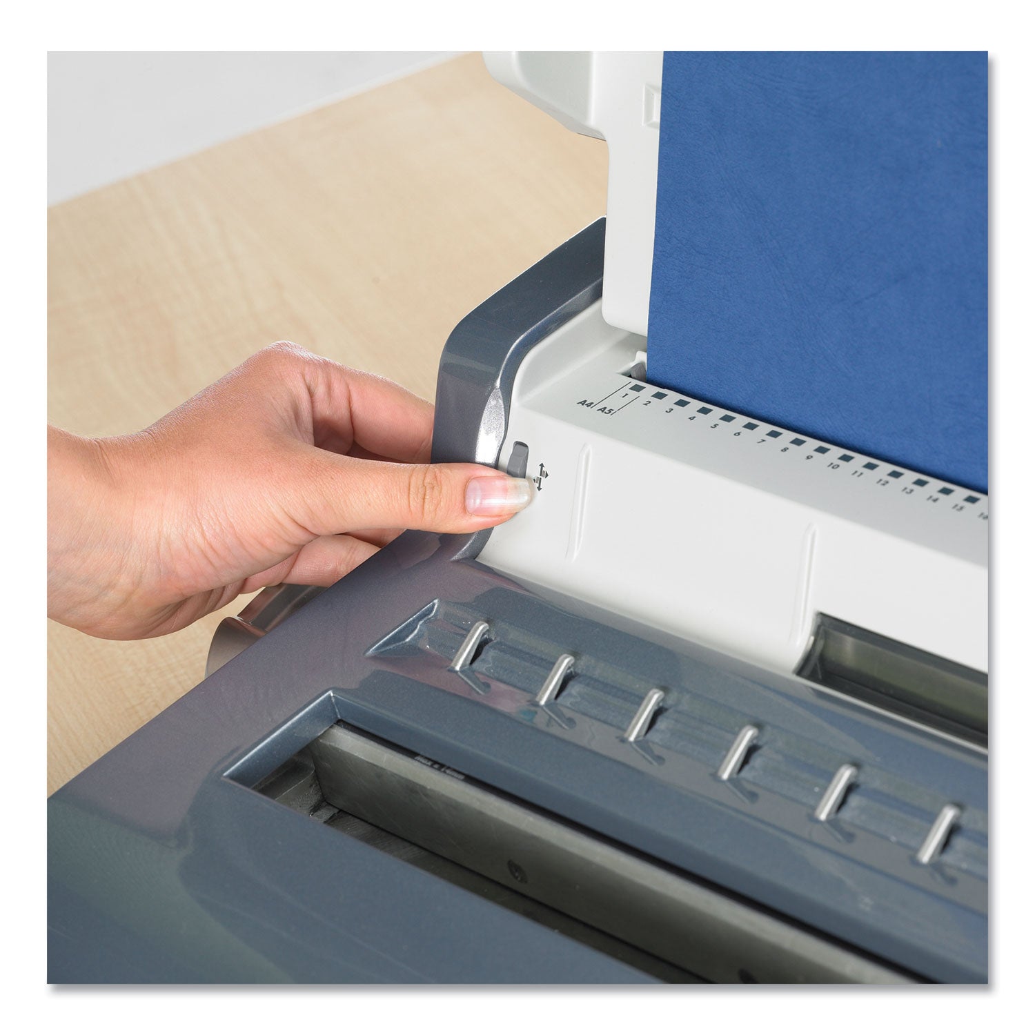Quasar Manual Wire Binding Machine, 130 Sheets, 8.13 x 15.38 x 5.13, Metallic Gray - 