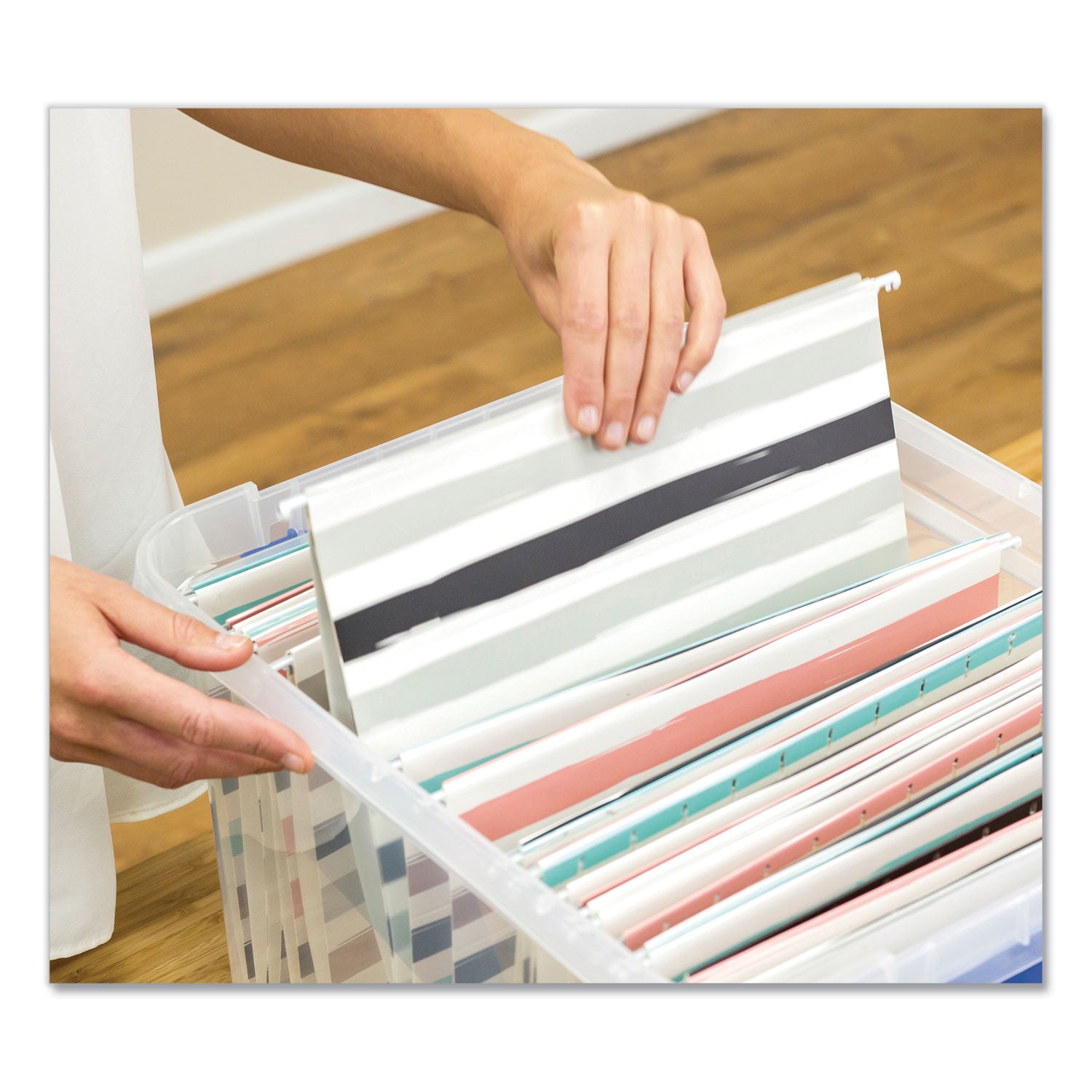 heavy-duty-plastic-file-storage-letter-legal-files-14-x-1738-x-105-clear-blue_fel0086201 - 8