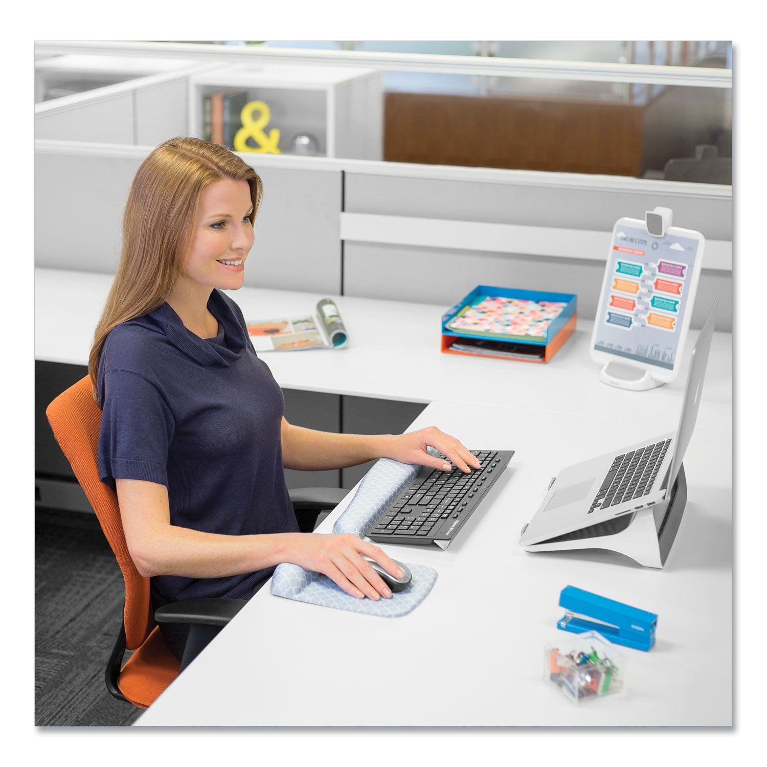 plushtouch-mouse-pad-with-wrist-rest-725-x-937-lattice-design_fel9549701 - 3