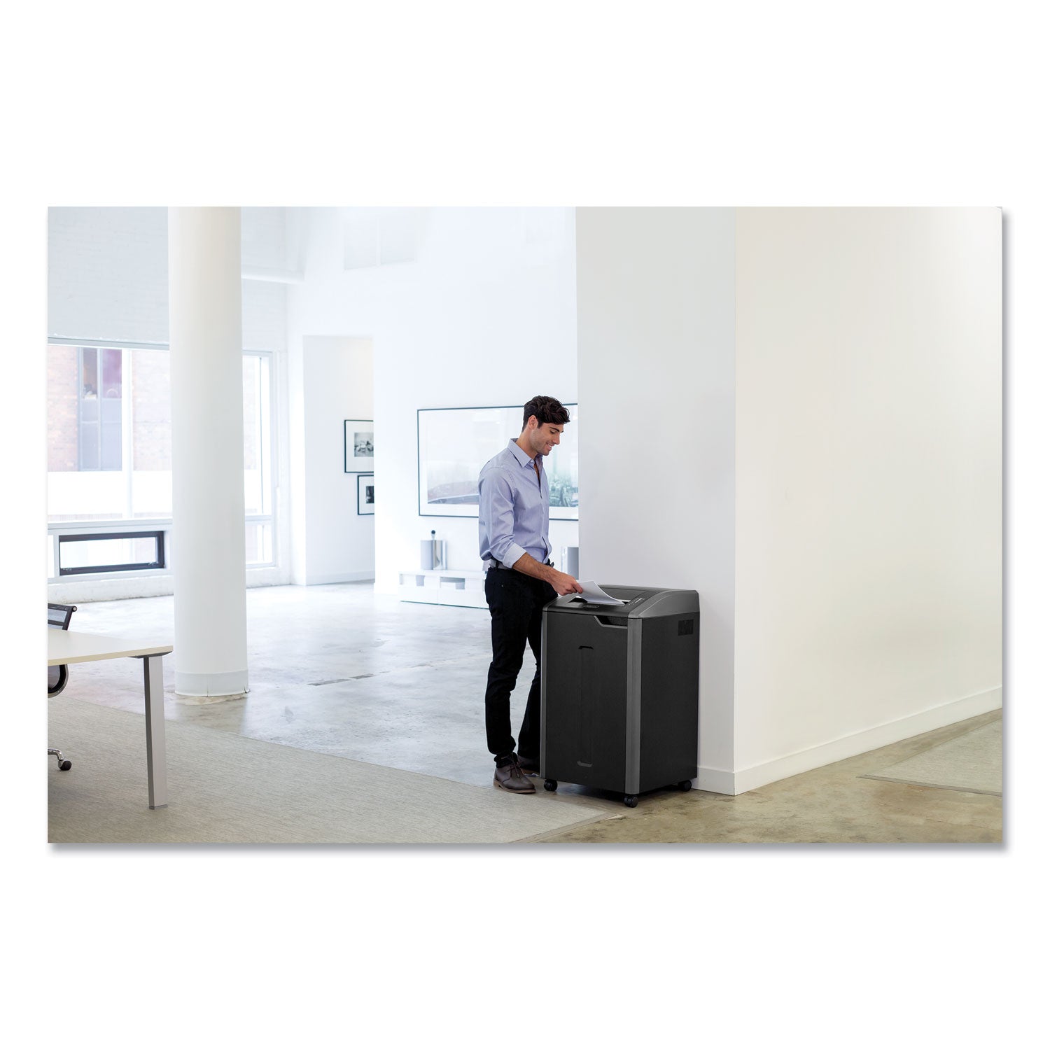Powershred 425i 100% Jam Proof Strip-Cut Shredder, 38 Manual Sheet Capacity, TAA Compliant - 