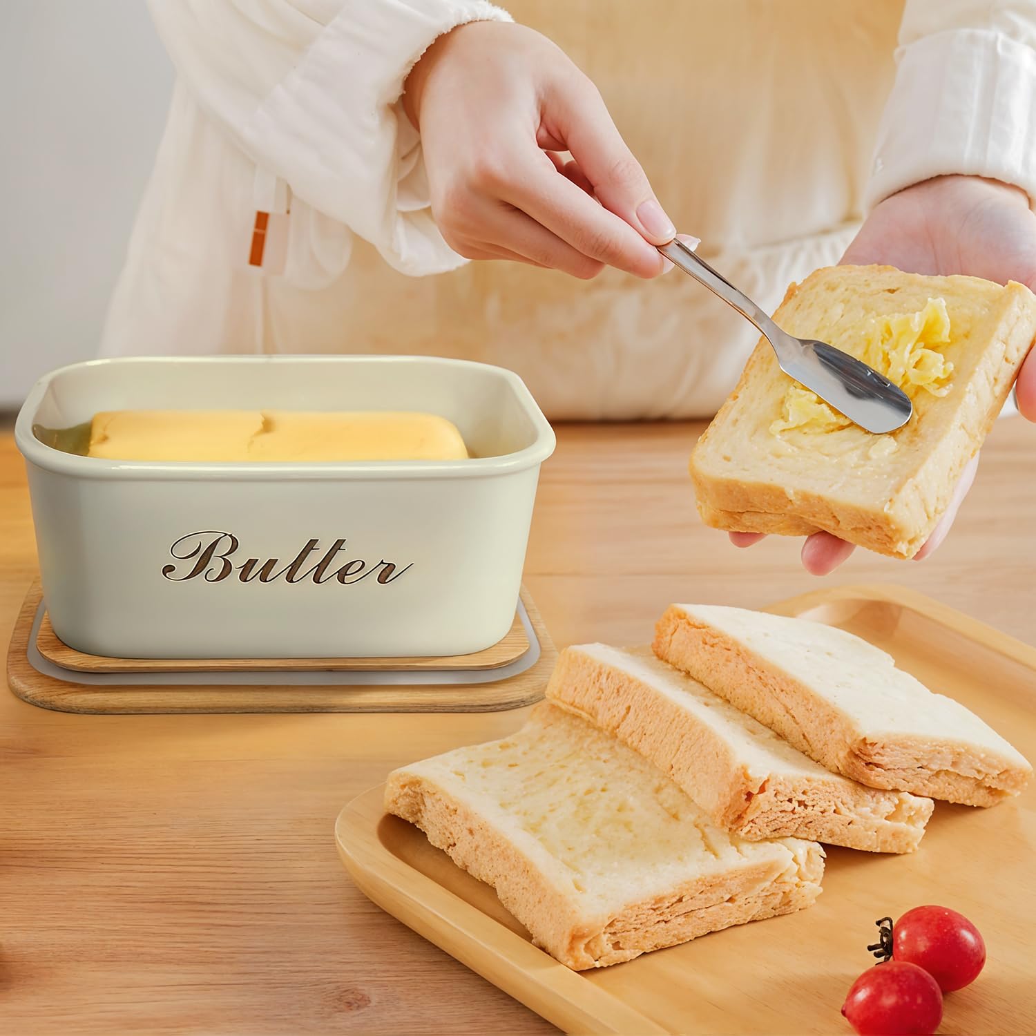 Off-White Metal Butter Dish with Wooden Lid