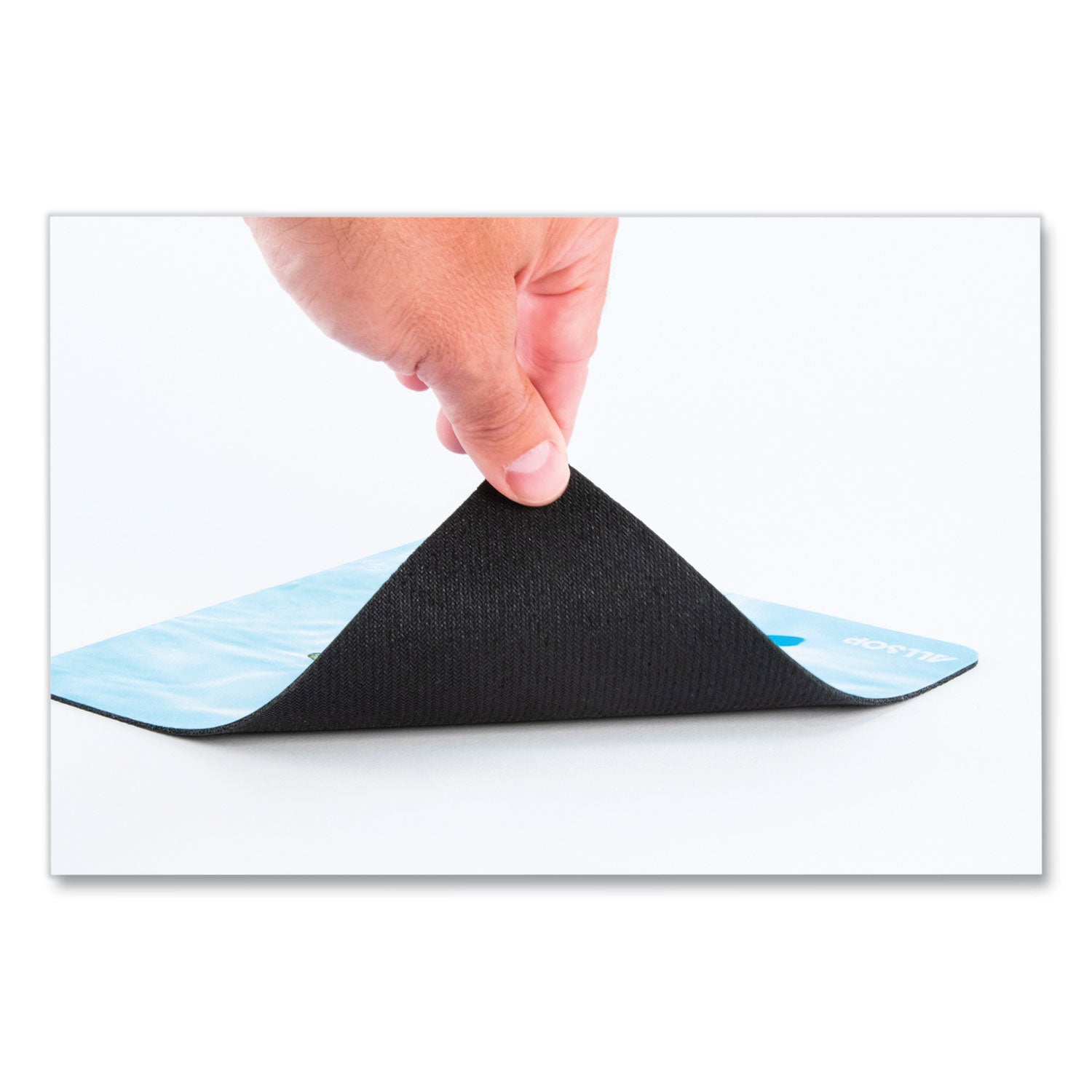 naturesmart-mouse-pad-85-x-8-leaf-raindrop-design_asp31624 - 4