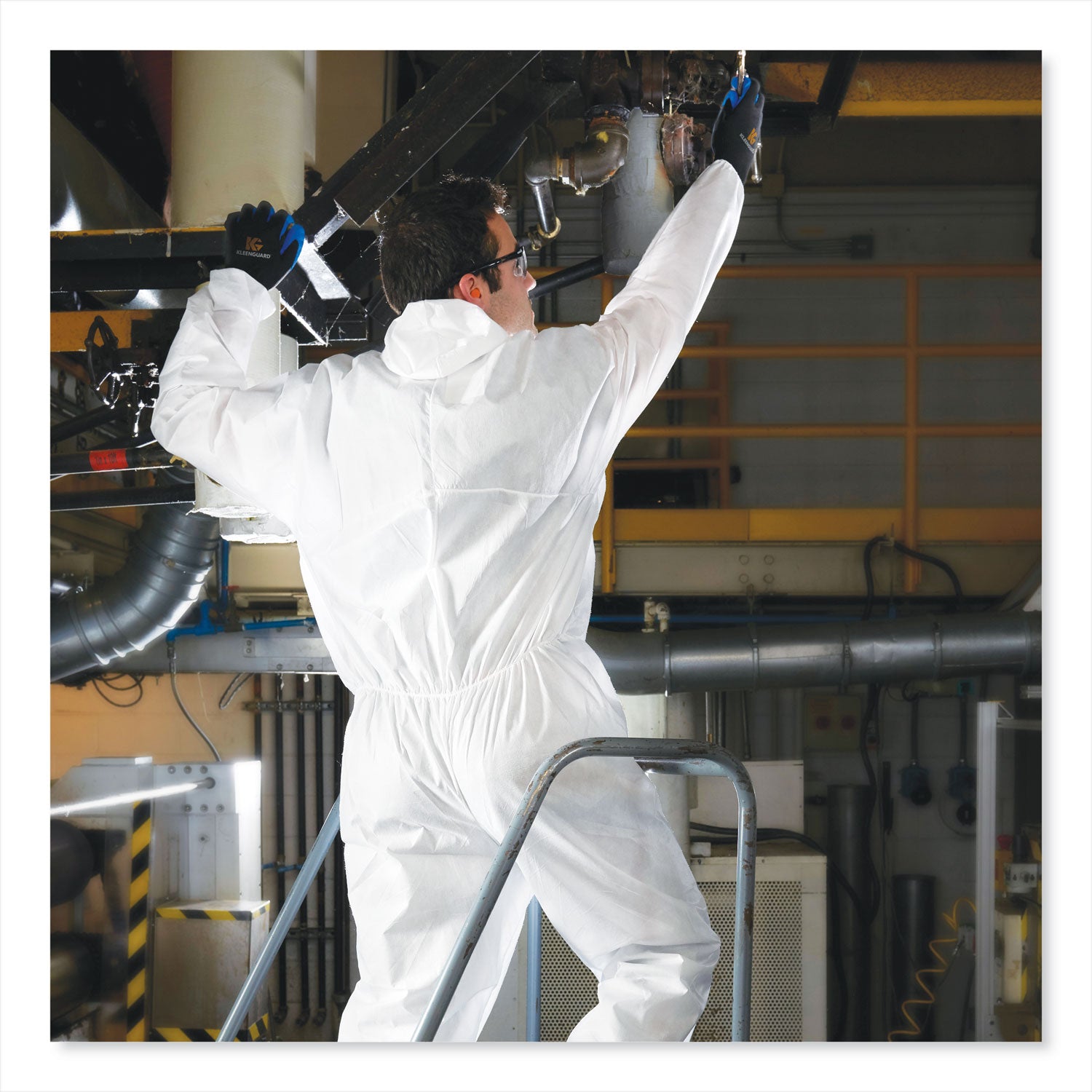 a20-breathable-particle-protection-coveralls-elastic-back-hood-medium-white-24-carton_kcc49112 - 4