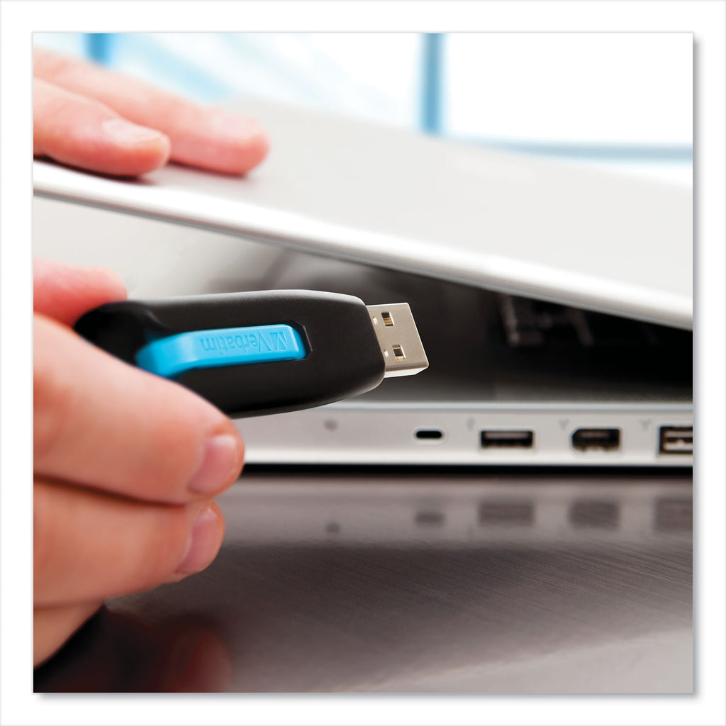 Store 'n' Go V3 USB 3.0 Drive, 16 GB, Black/Blue - 