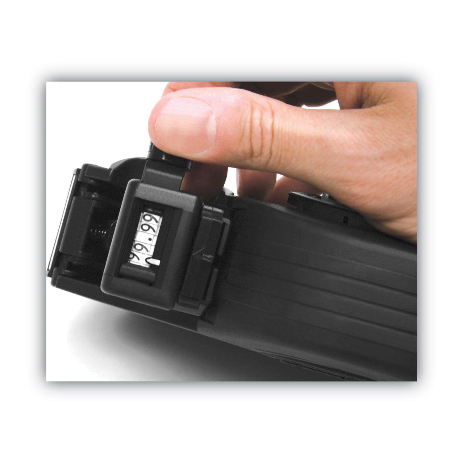 Pricemarker, Model 22-7, 1-Line, 7 Characters/Line, 0.81 x 0.44 Label Size - 