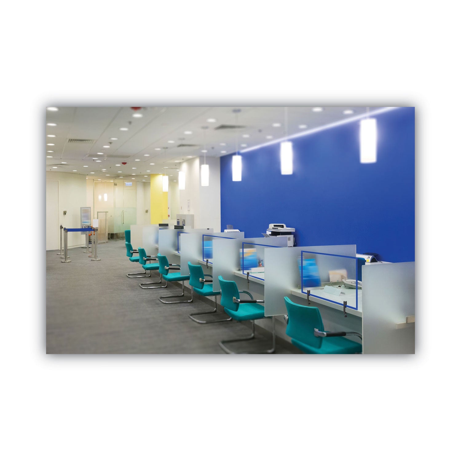 protector-series-glass-aluminum-desktop-divider-409-x-016-x-276-clear_bvcgl34019101 - 8