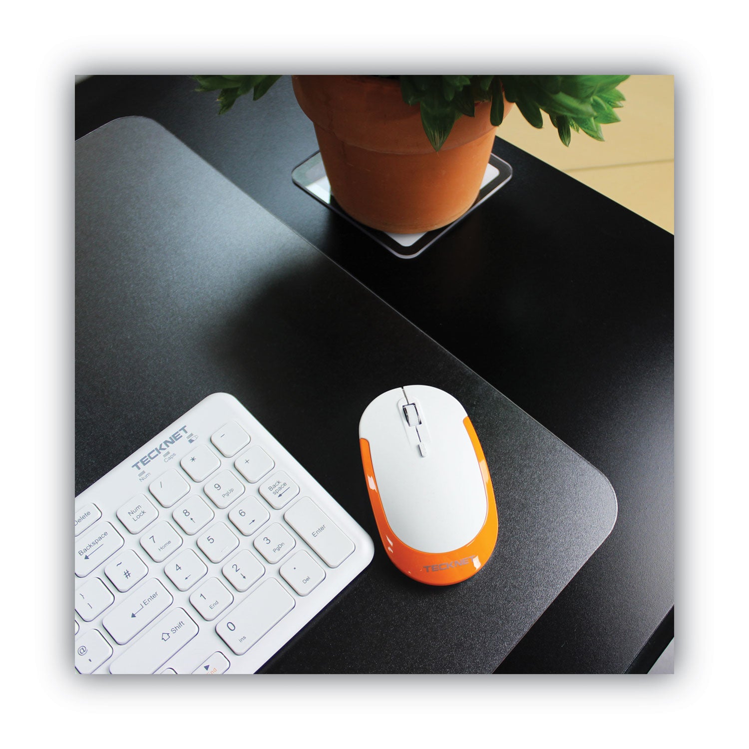 Desktex Polycarbonate Desk Pad 17" x 22" - Clear Rectangular Polycarbonate Desk Pad - 22" L x 17" W x 0.03" D