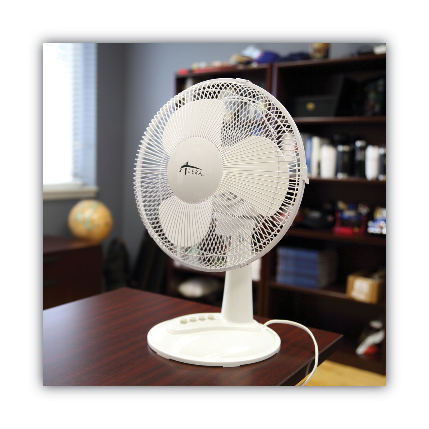 12-3-speed-oscillating-desk-fan-plastic-white_alefan122w - 4
