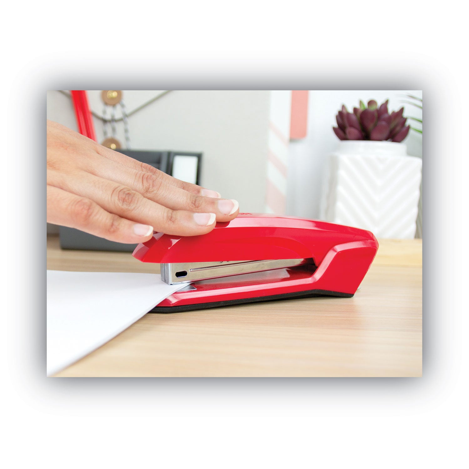 ascend-stapler-20-sheet-capacity-red_bosb210rred - 5