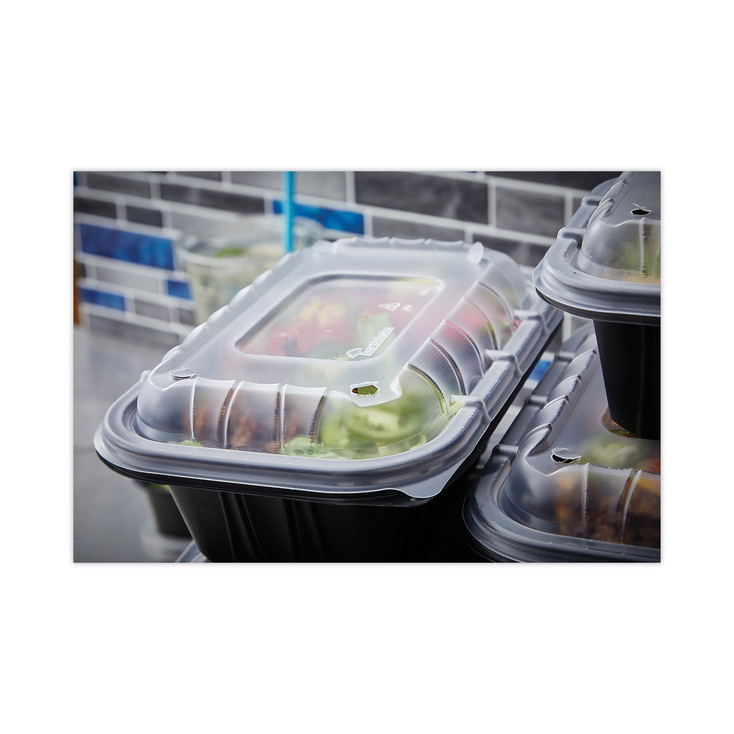 earthchoice-entree2go-takeout-container-64-oz-1175-x-875-x-213-black-plastic-200-carton_pctycnb12x96400 - 4