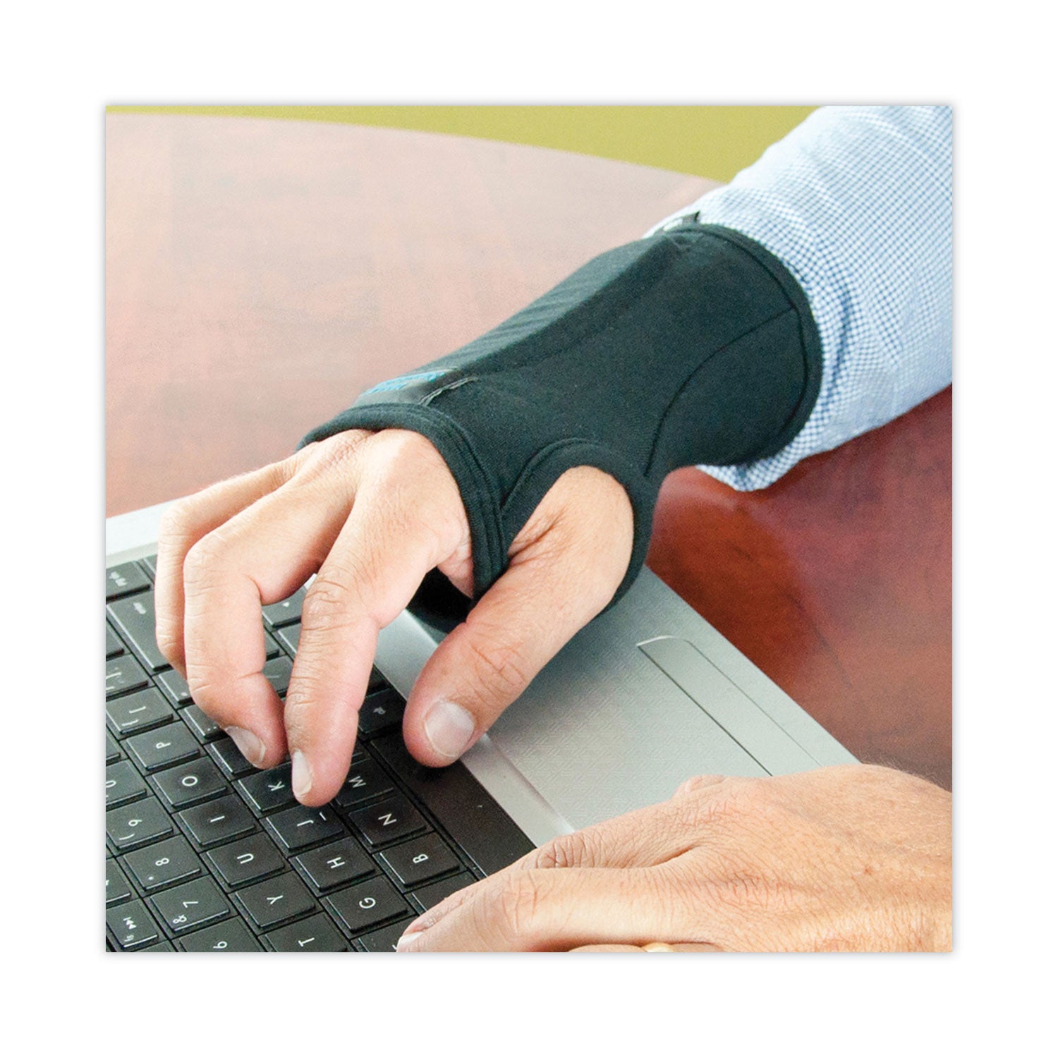 SmartGlove Wrist Wrap, Medium, Fits Hands Up to 3.75" Wide, Black - 