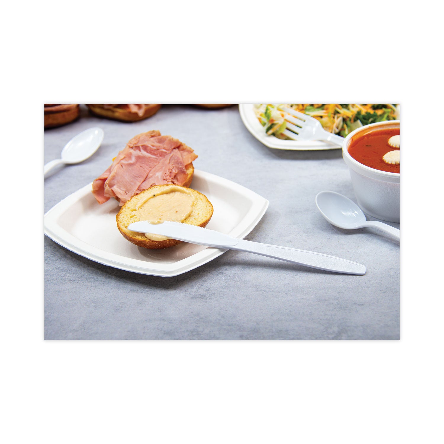 guildware-extra-heavyweight-plastic-cutlery-knives-white-bulk-1000-carton_sccgd6kw - 3