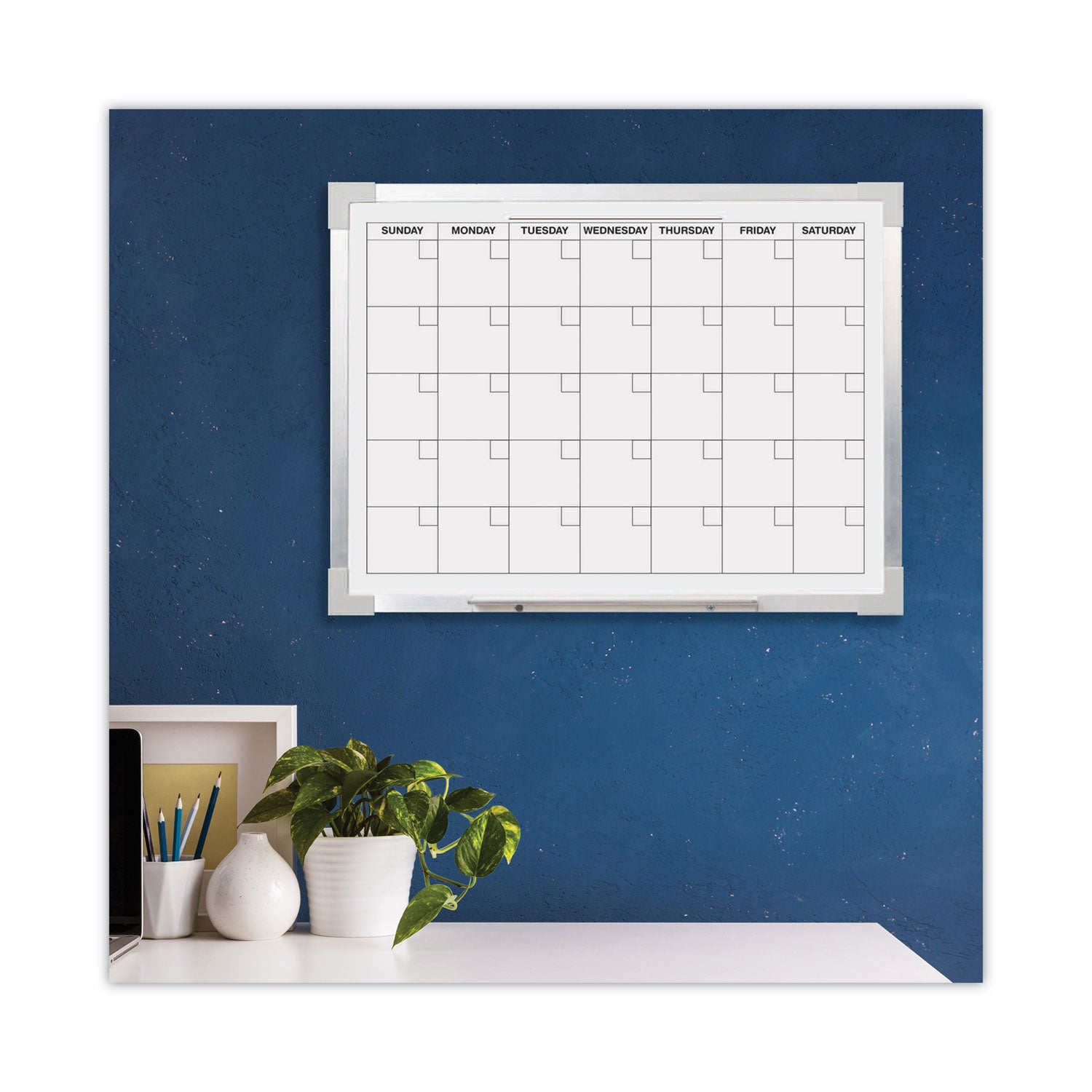 framed-calendar-dry-erase-board-24-x-18-white-surface-silver-aluminum-frame_flp17302 - 4