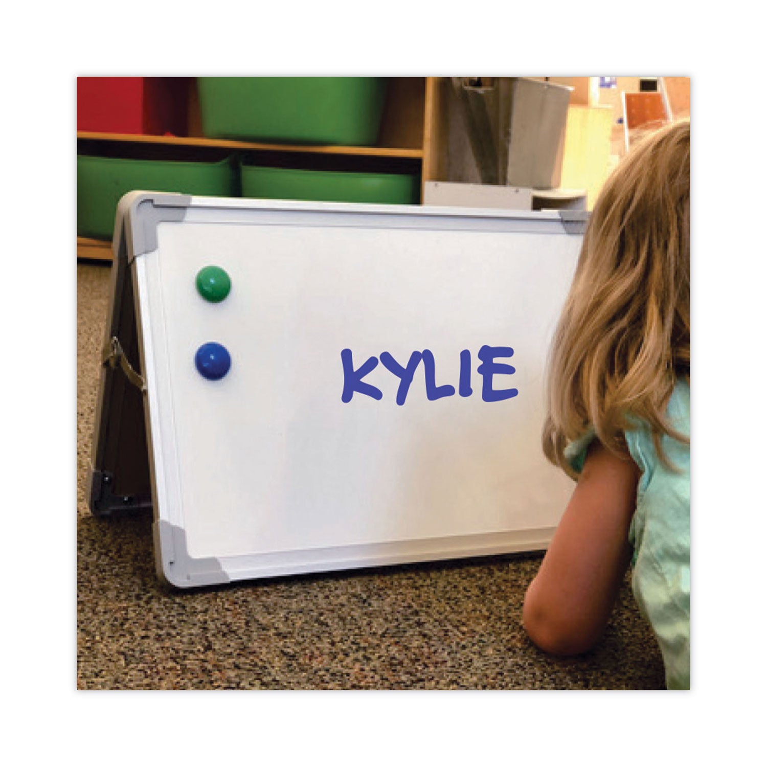 dual-sided-desktop-dry-erase-board-18-x-12-white-surface-silver-aluminum-frame_flp50000 - 3