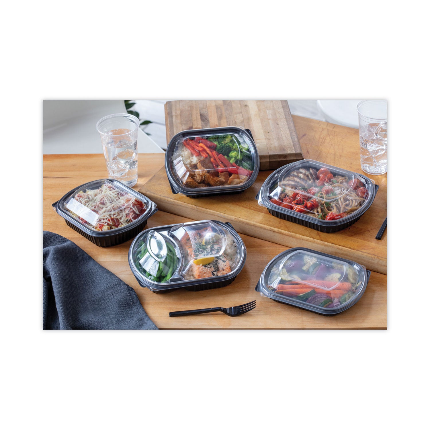 clearview-mealmaster-lid-with-fog-gard-coating-large-flat-lid-938-x-8-x-038-clear-plastic-300-carton_pctycn8463s00d0 - 3