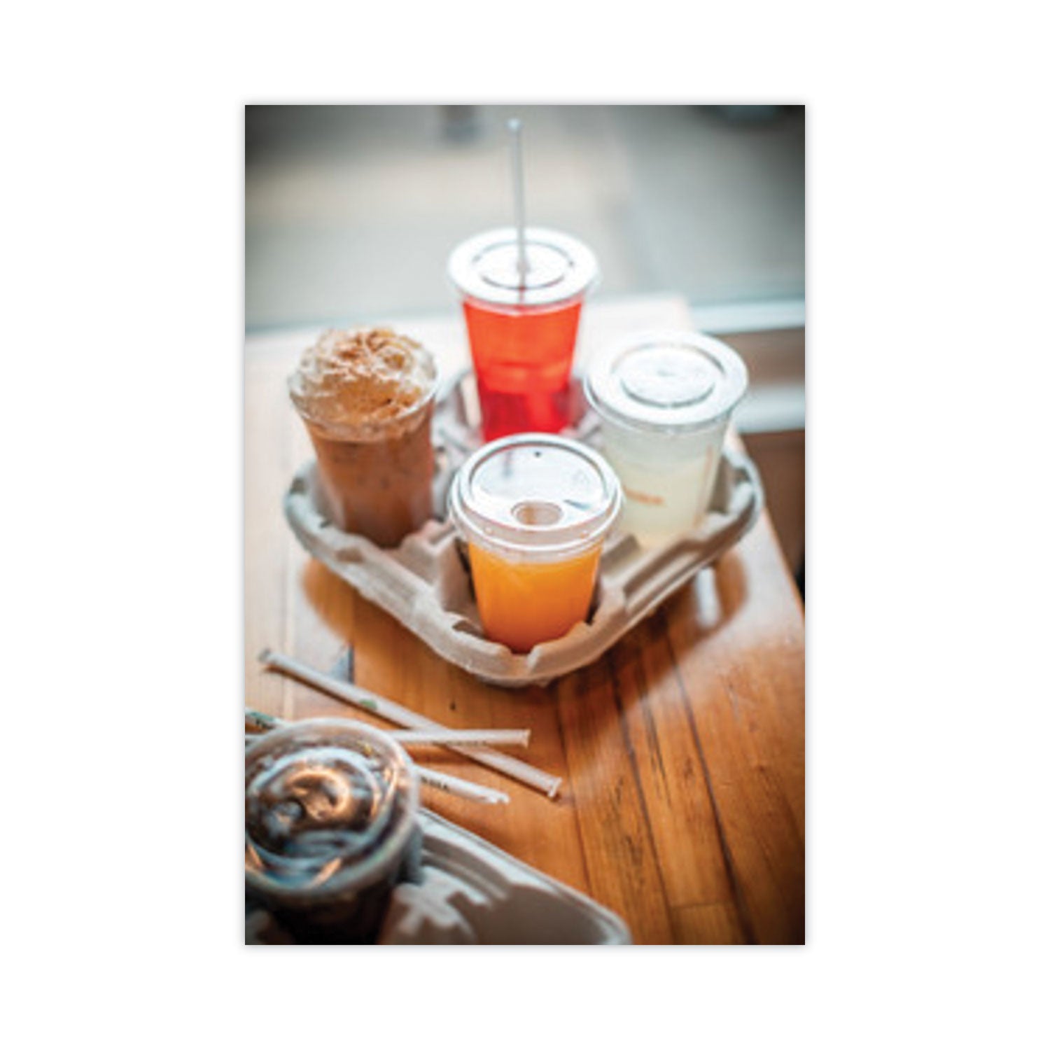 earthchoice-compostable-cold-cup-lid-with-straw-slot-for-a-cups-fits-7-9-20-oz-a-cups-1020-carton_pctylpla20c - 6
