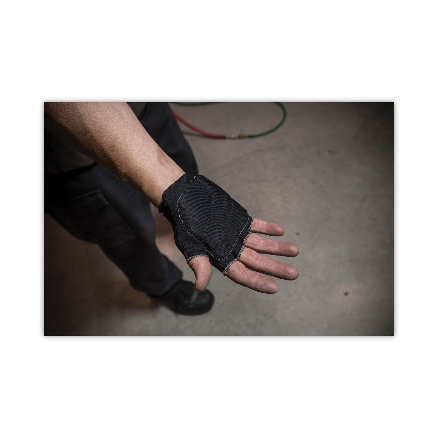 proflex-800-glove-liners-black-small-medium-pair-ships-in-1-3-business-days_ego16104 - 2