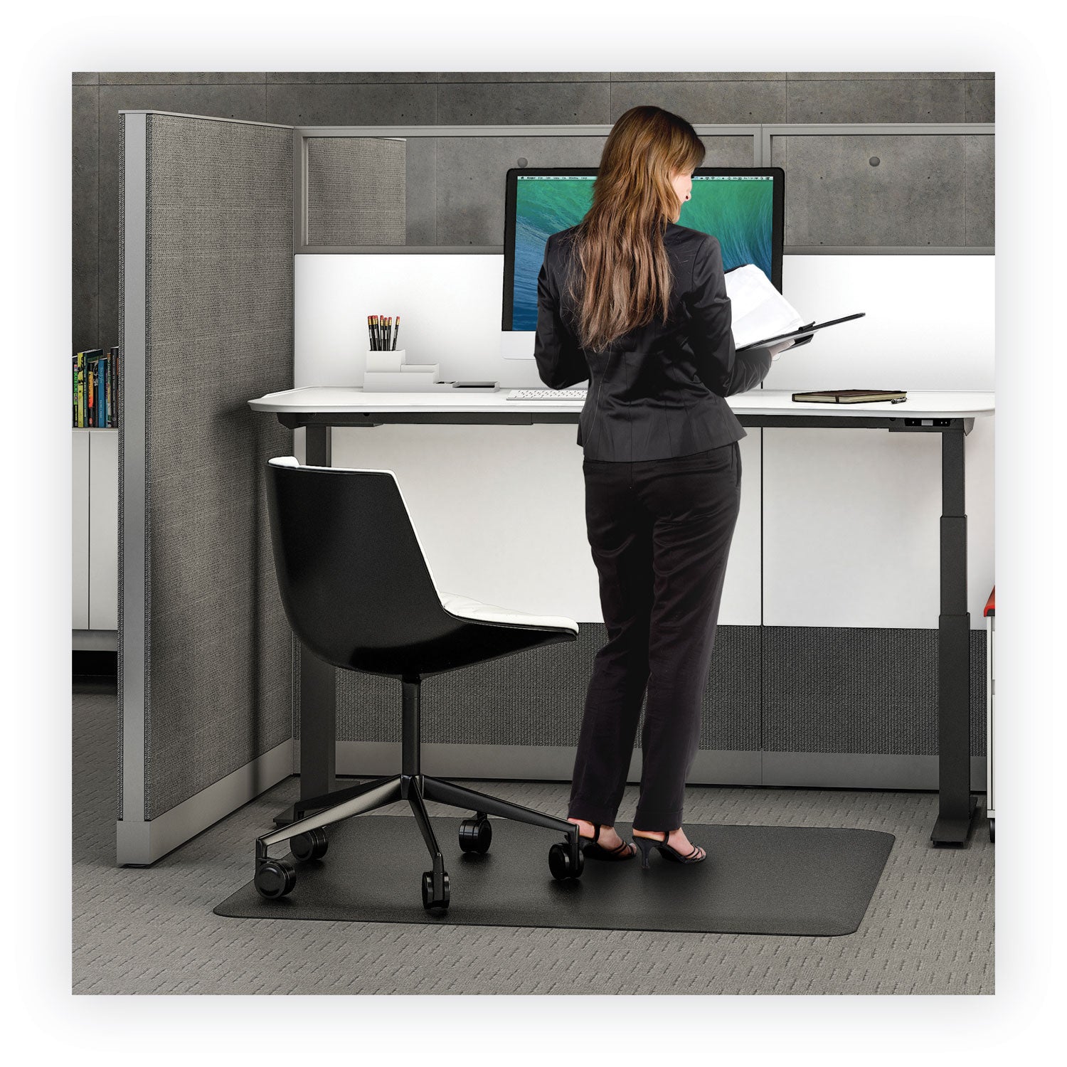 ergonomic-sit-stand-mat-60-x-46-black_defcm24442blkss - 2
