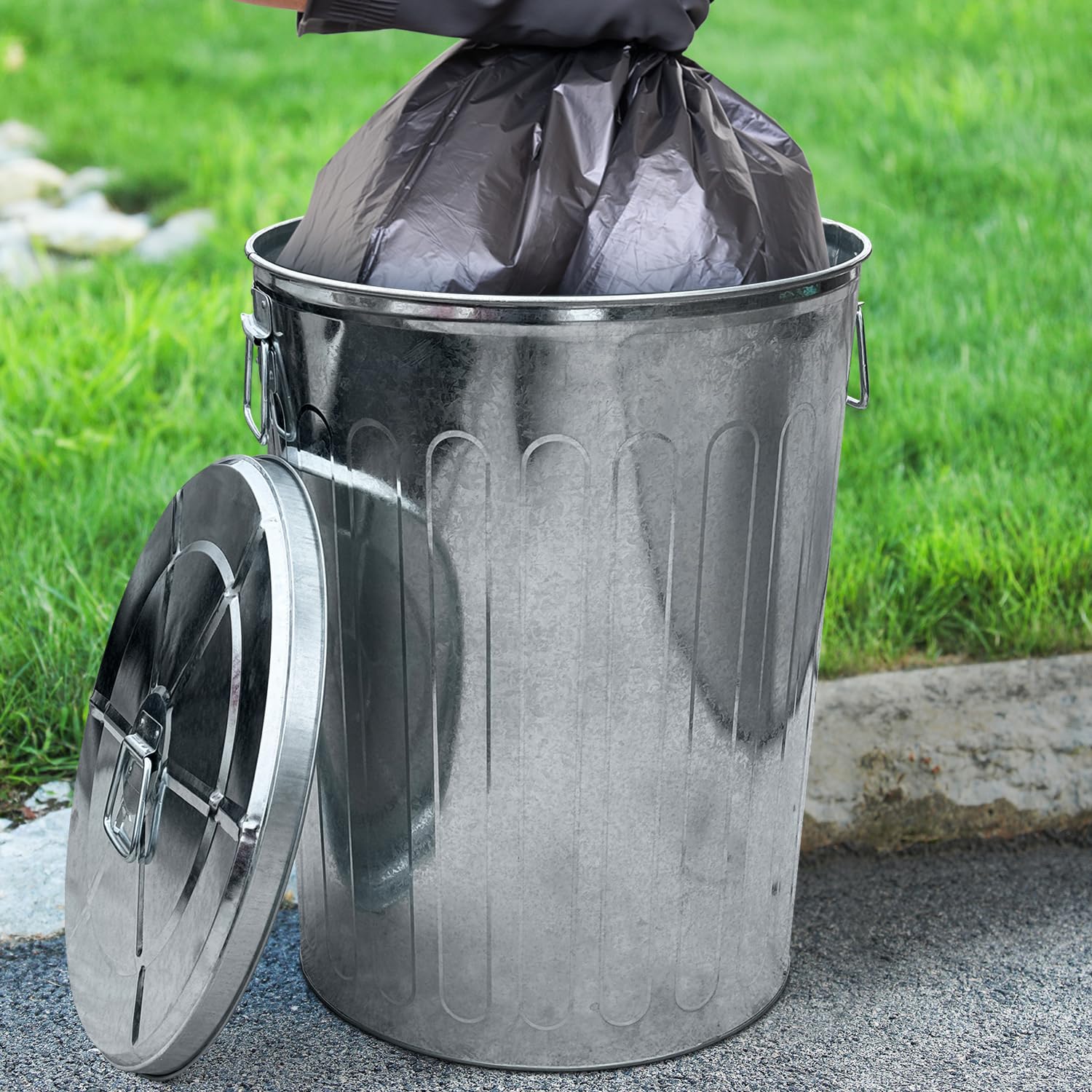 20 Gal Galvanized Steel Round Trash Can with Lid