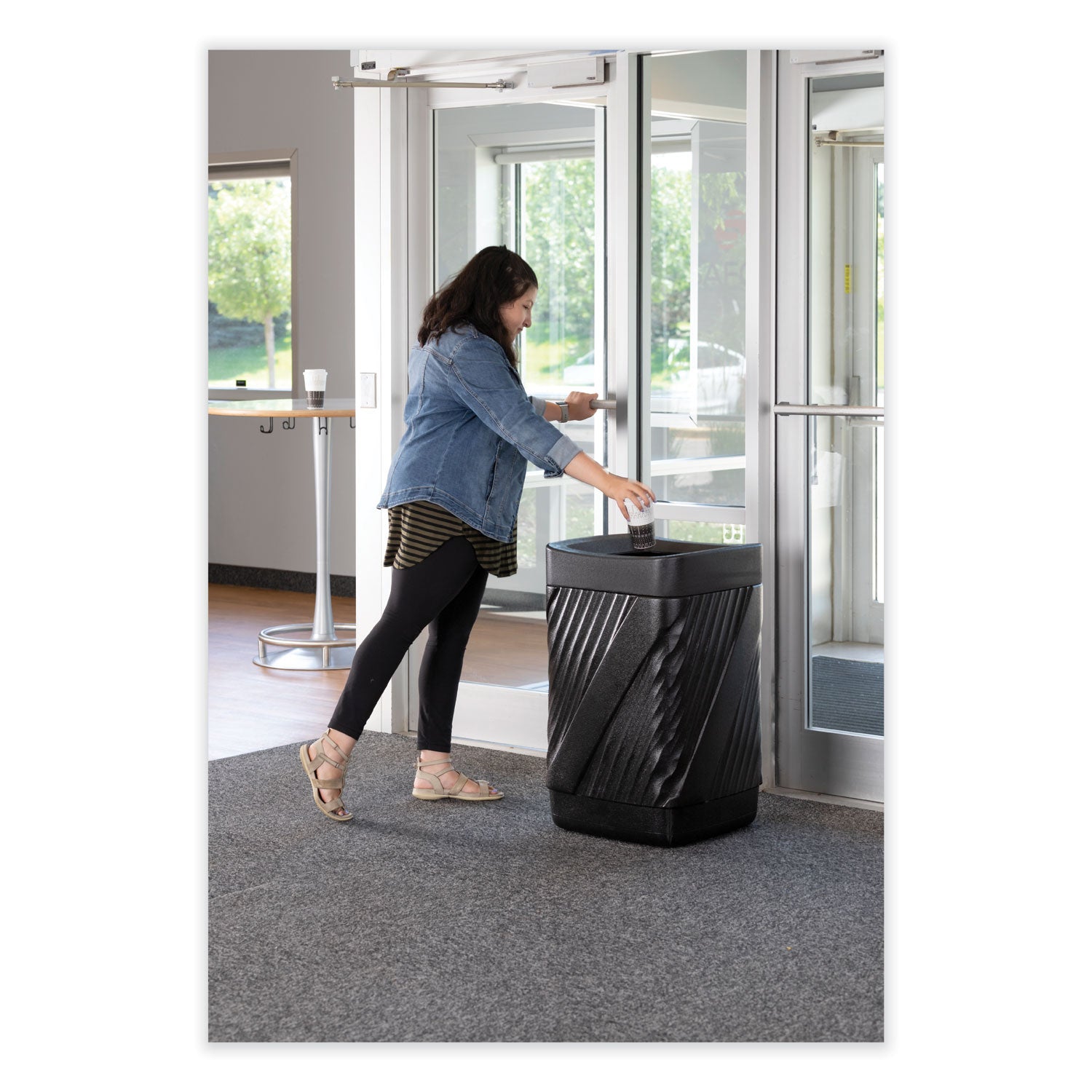Safco Twist Waste Receptacle - 32 gal Capacity - Removable Lid, Durable, UV Resistant, Fade Resistant - 30" Height x 18.9" Width x 18.9" Depth - High-density Polyethylene (HDPE) - Black - 1 Each