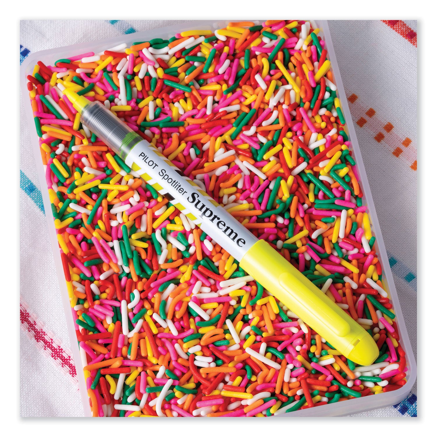 Spotliter Supreme Highlighter, Fluorescent Yellow Ink, Chisel Tip, Yellow/White Barrel, Dozen