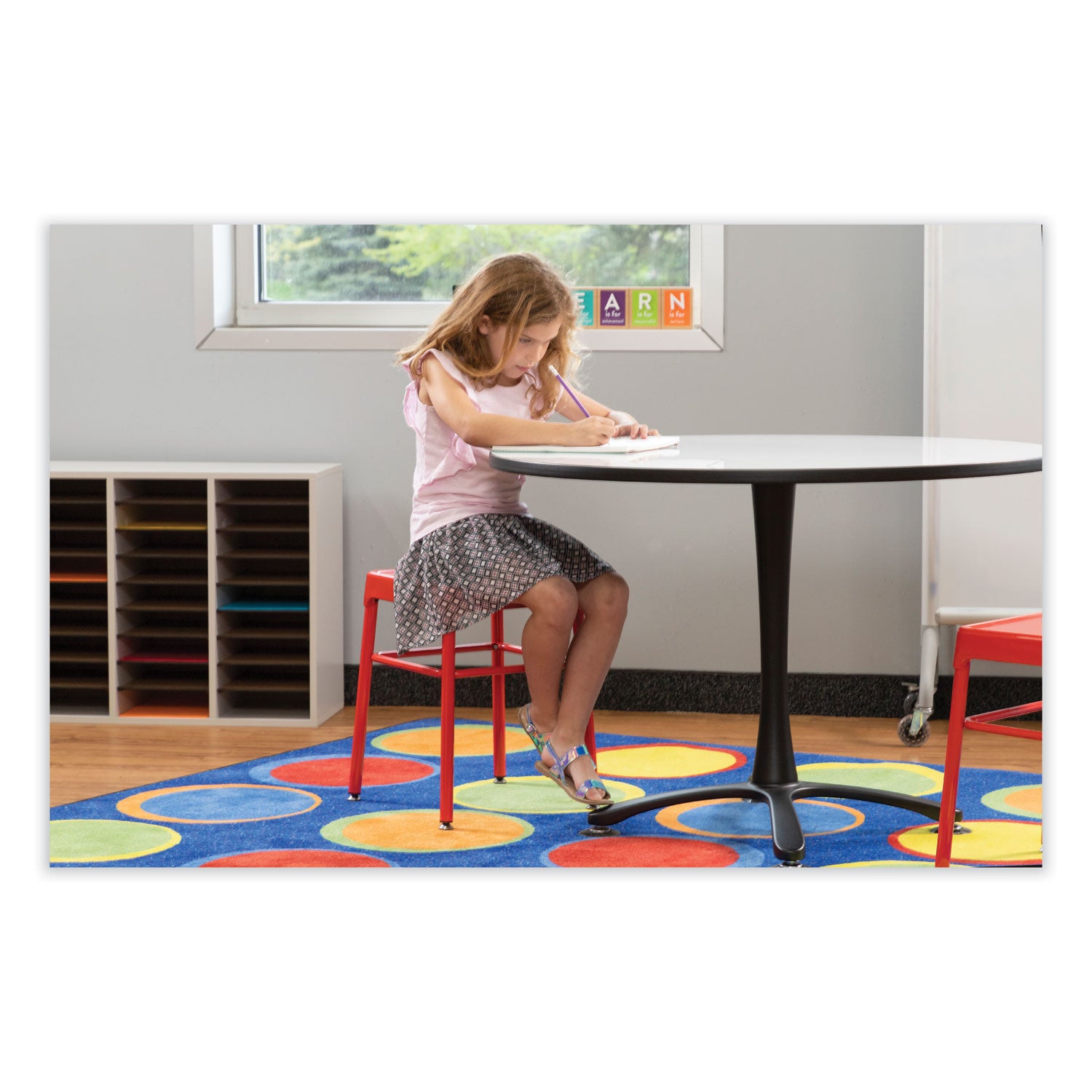 steel-guestbistro-stool-backless-supports-up-to-250-lb-18-seat-height-red-seat-red-base-ships-in-1-3-business-days_saf6604rd - 5