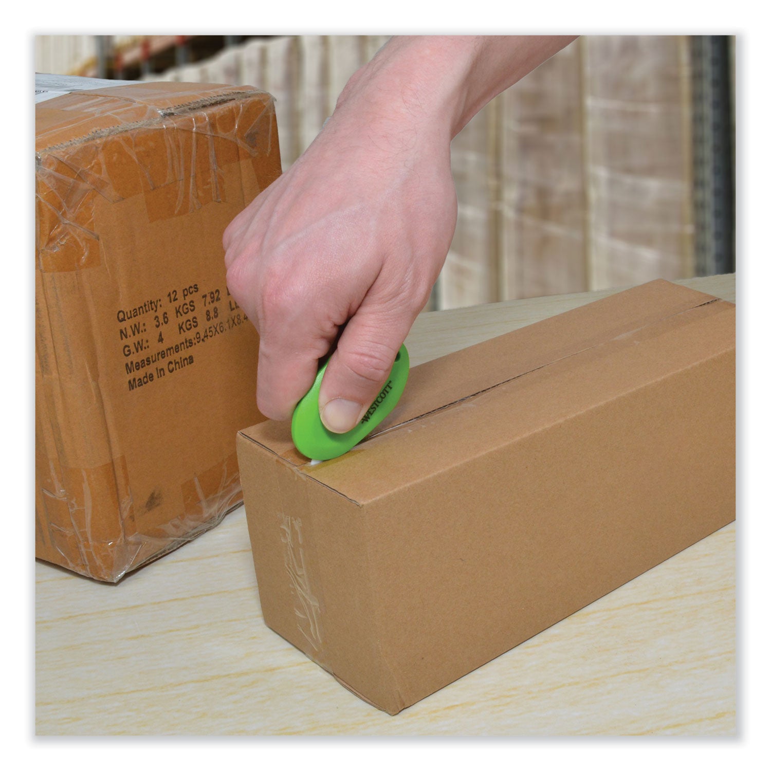 compact-safety-ceramic-blade-box-cutter-retractable-blade-05-blade-25-plastic-handle-green_acm16474 - 8