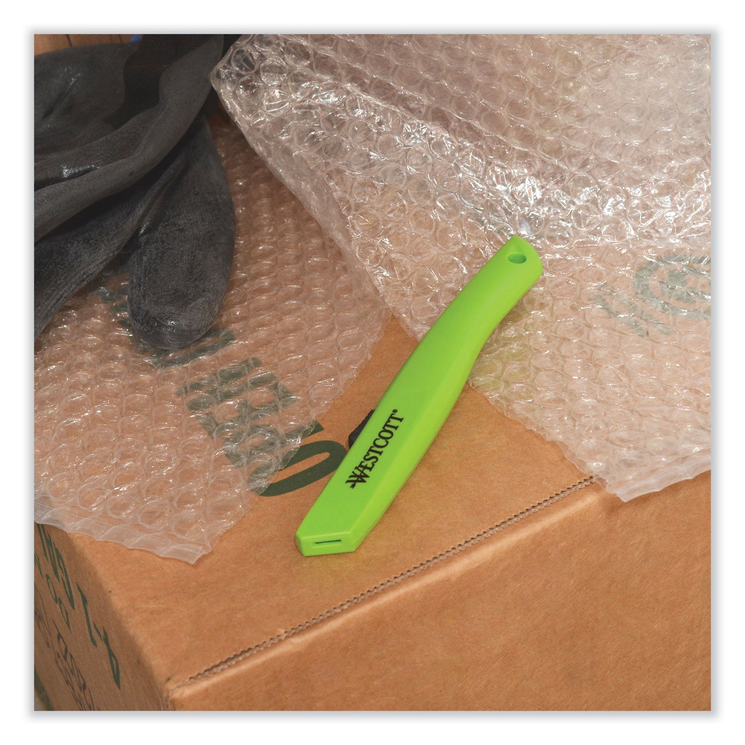 safety-ceramic-blade-box-cutter-05-blade-615-plastic-handle-green_acm17519 - 6