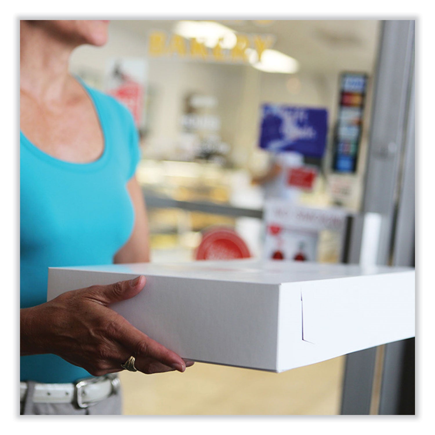bakery-boxes-standard-9-x-9-x-25-white-paper-250-carton_sch1553 - 4