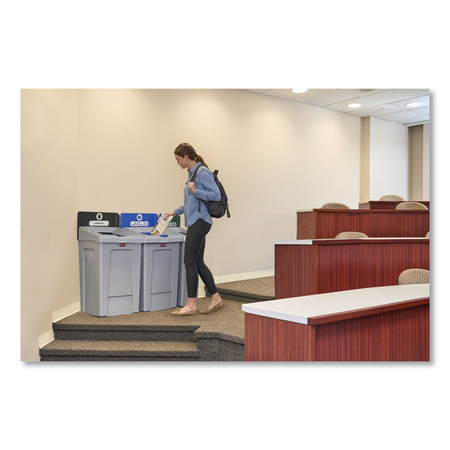 slim-jim-recycling-station-1-stream-landfill-recycling-station-33-gal-resin-gray_rcp2171554 - 2