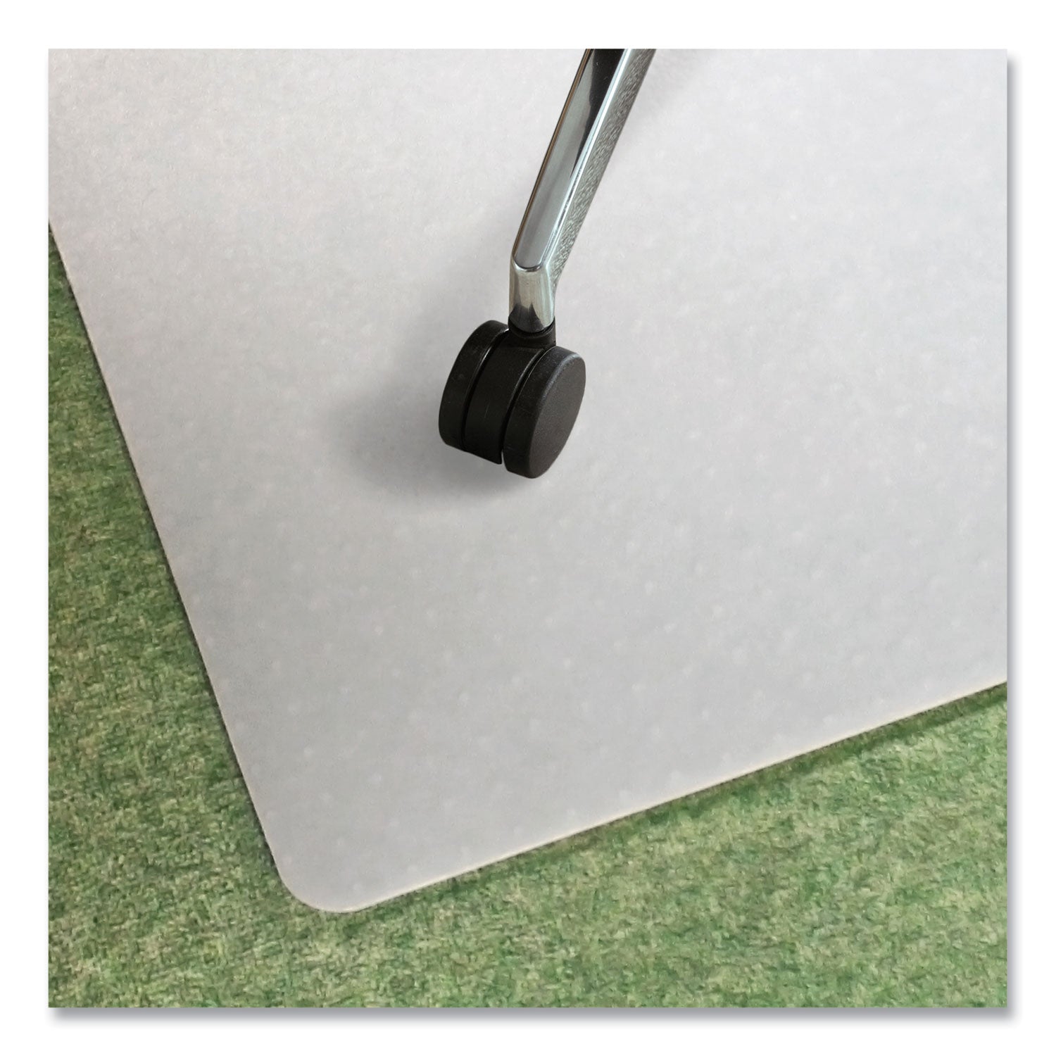 ecotex-polypropylene-rectangular-foldable-chair-mat-for-carpets-35-x-46-translucent_flrncmfllgc0002 - 5