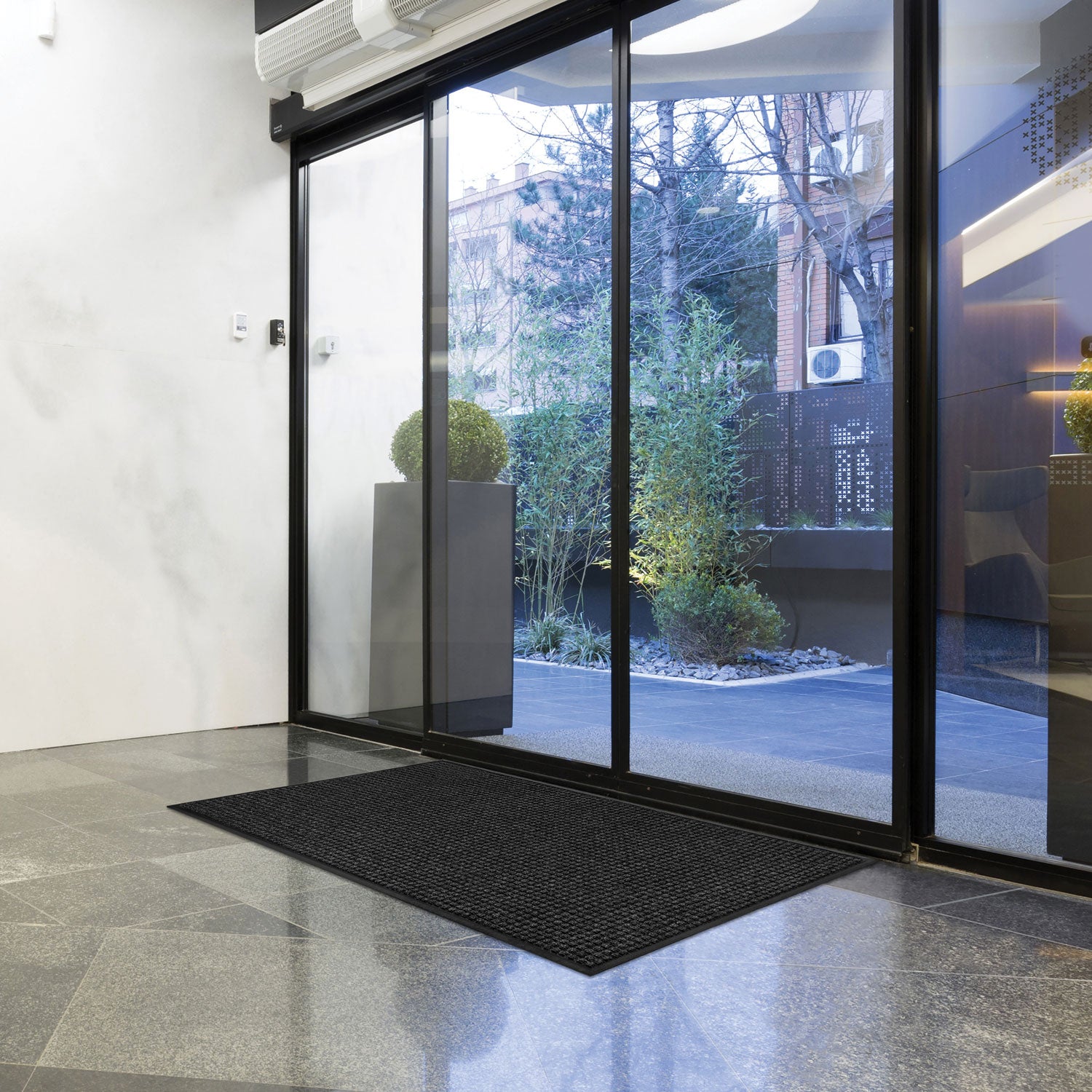 absorba-select-entry-mat-rectangular-36-x-60-pepper_aph012023 - 3
