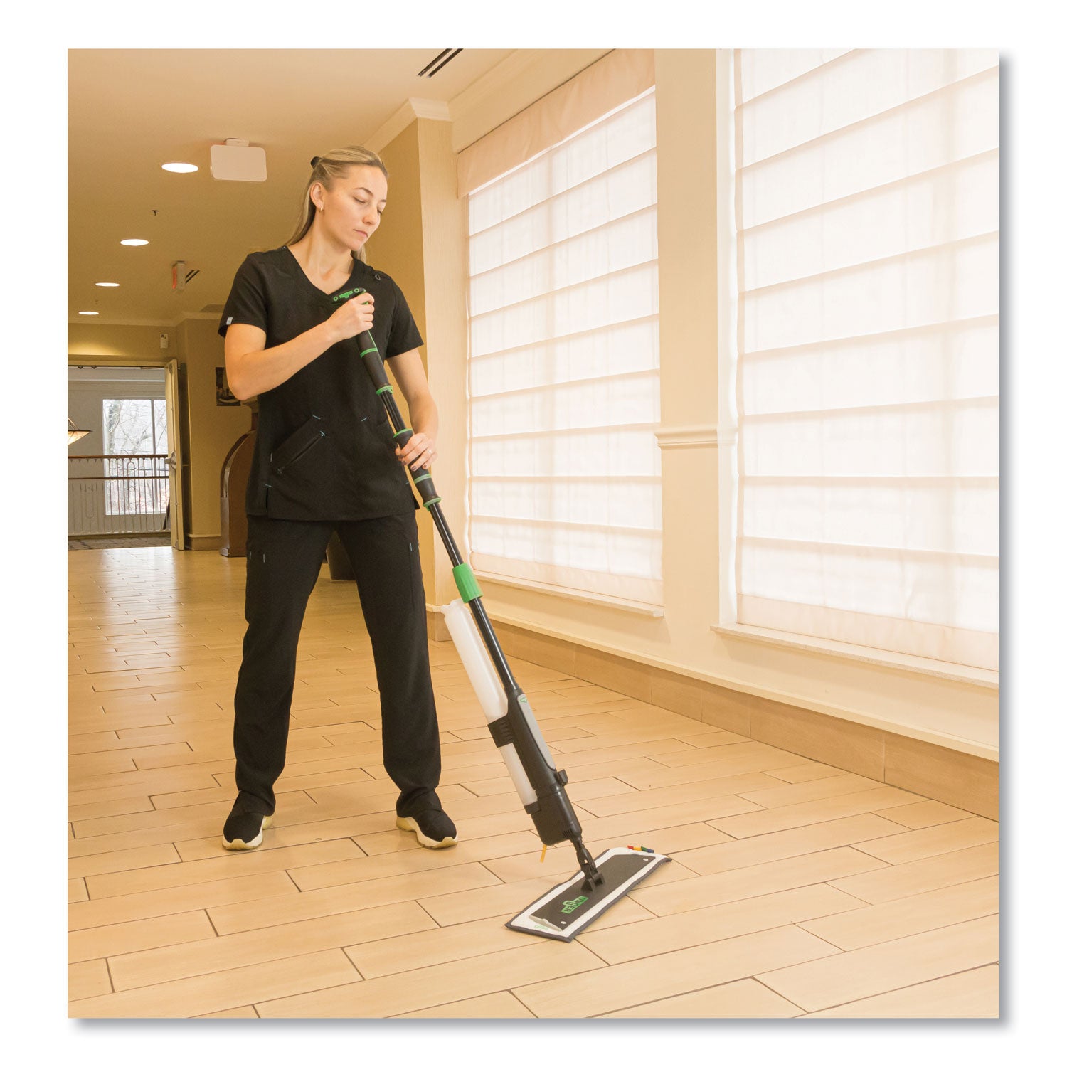 excella-floor-cleaning-kit-20-gray-microfiber-head-48-to-65-black-green-handle_ungefkt8 - 4