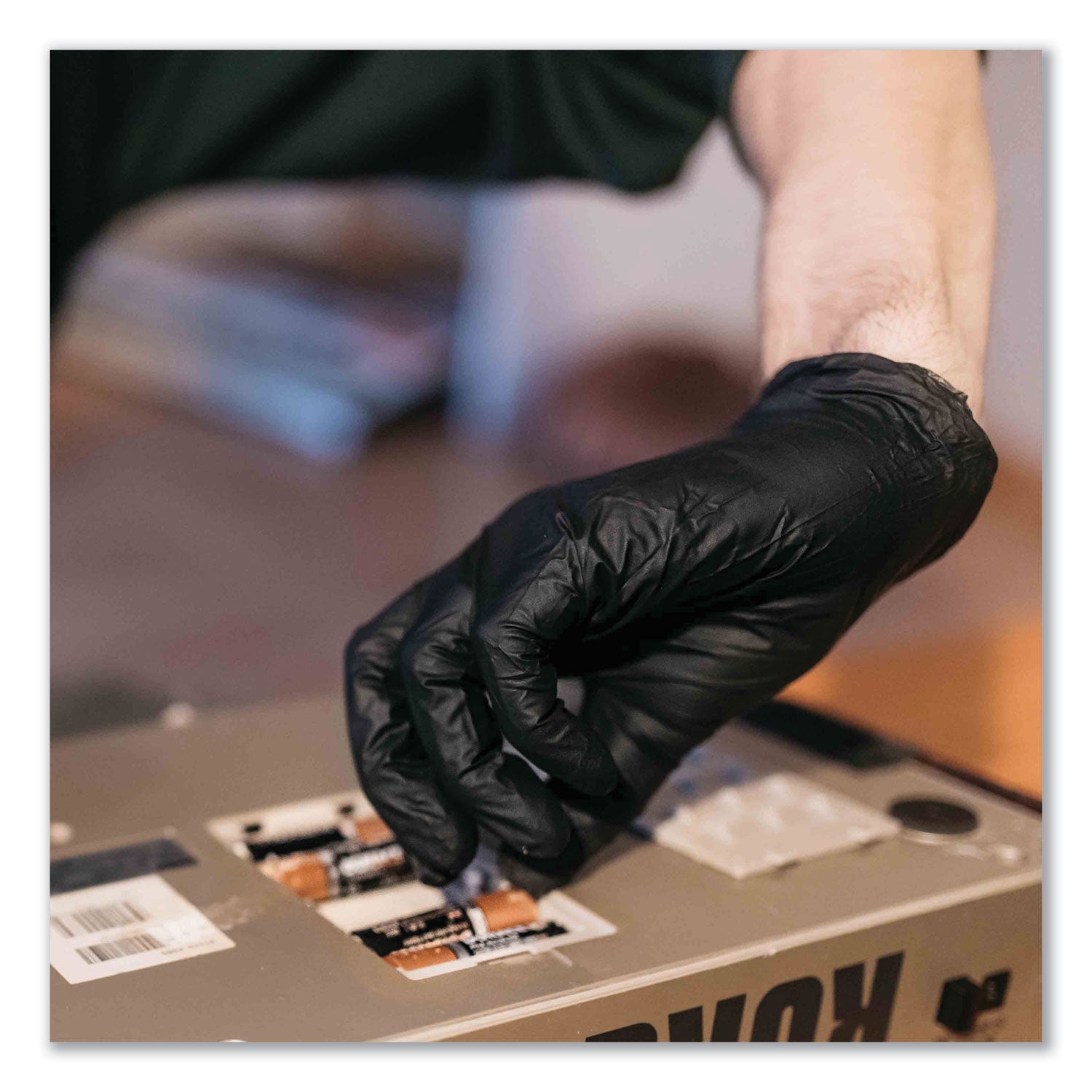 Industrial Nitrile Gloves, Powder-Free, 5 mil, X-Large, Black, 100 Gloves/Box, 10 Boxes/Carton