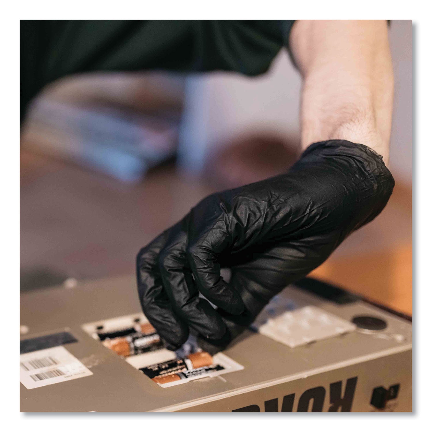 Industrial Nitrile Gloves, Powder-Free, 5 mil, Small, Black 100 Gloves/Box, 10 Boxes/Carton