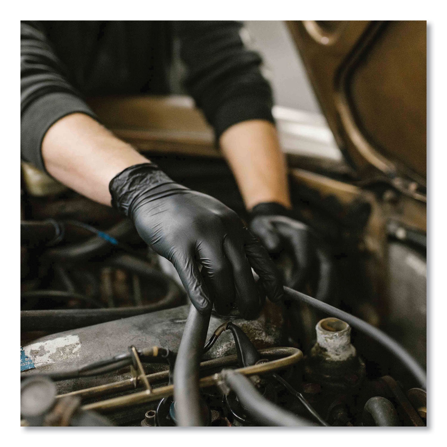 Industrial Nitrile Gloves, Powder-Free, 5 mil, Small, Black 100 Gloves/Box, 10 Boxes/Carton