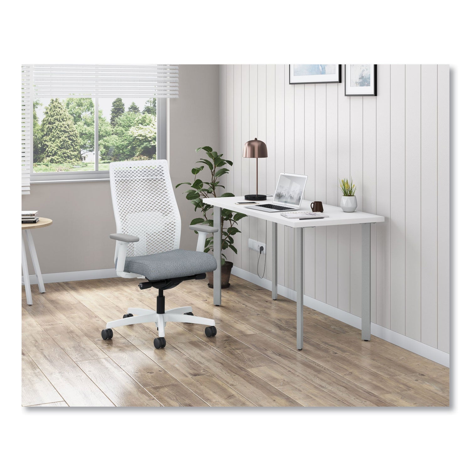 ignition-20-reactiv-mid-back-task-chair-1725-to-2175-seat-height-basalt-fabric-seat-white-backships-in-7-10-bus-days_honi2mr2ara25dx - 4