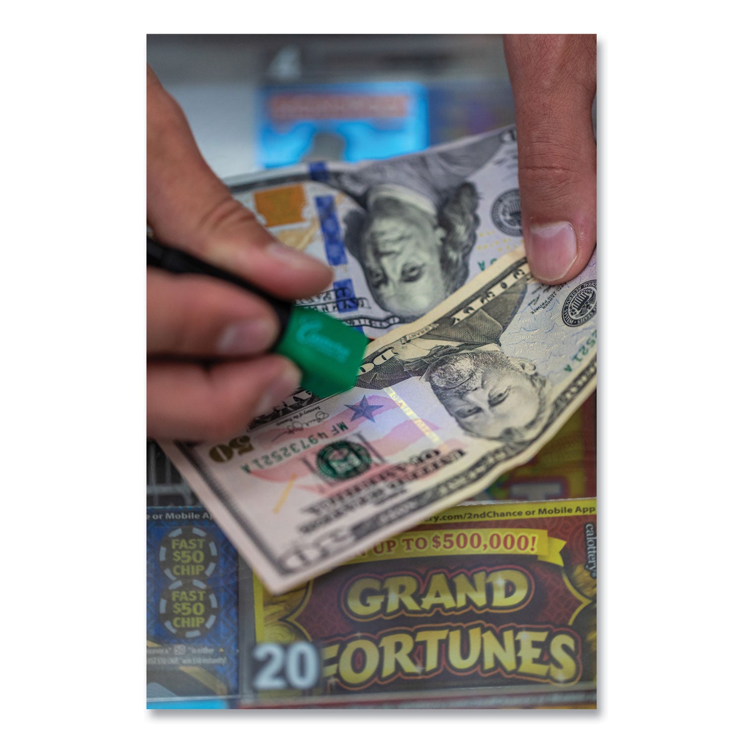 Counterfeit Money Detection System, UV Light; Watermark Detector; Color Change Ink, U.S. Currency, 0.8 x 0.8 x 6, Black/Green