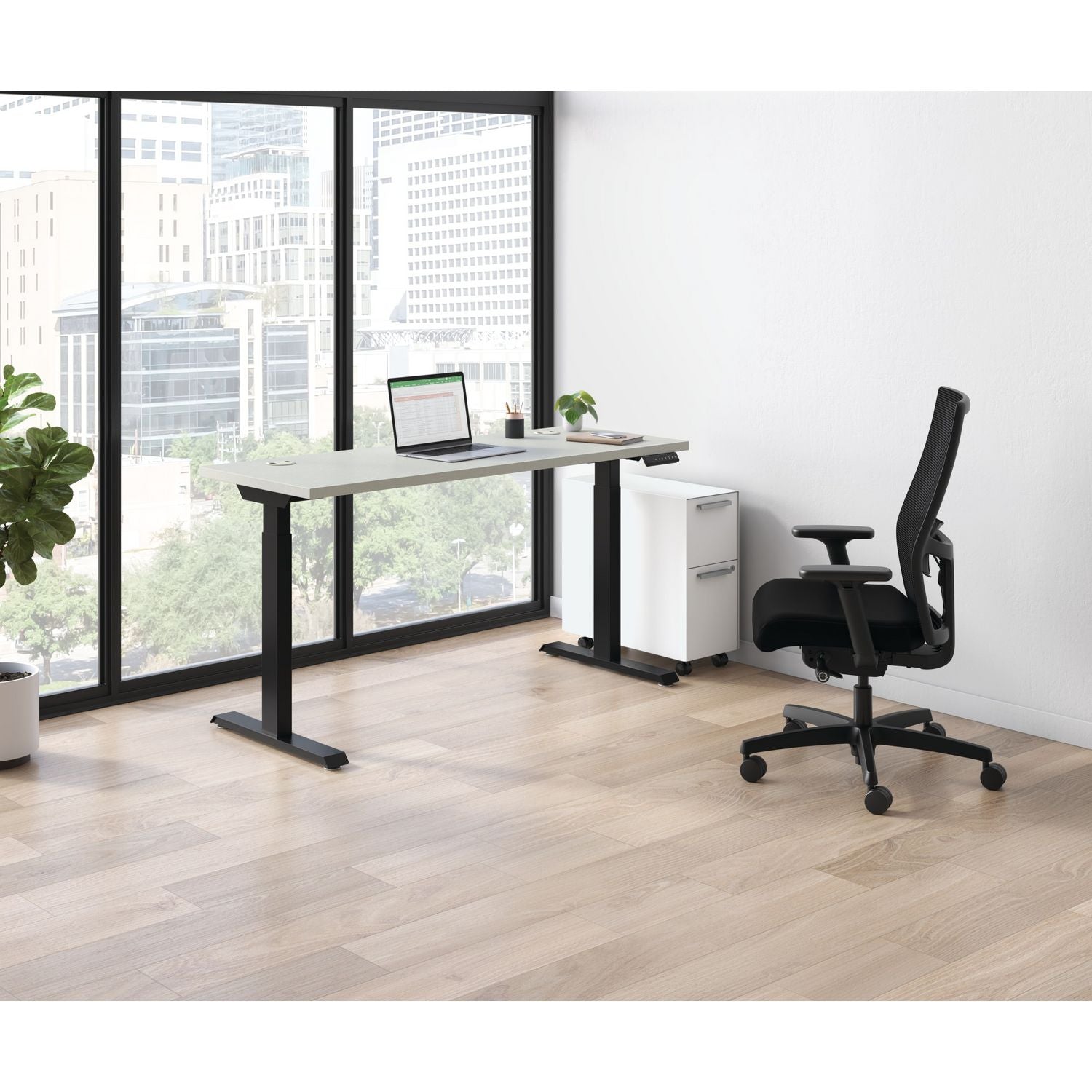 coordinate-height-adjustable-desk-bundle-2-stage-58-x-22-x-2775-to-47-silver-mesh\\black-ships-in-7-10-business-days_honhat2smbk2258 - 6