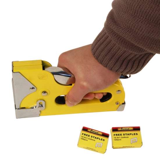 Heavy Duty Staple Gun with 200pcs 8mm Staples - 4